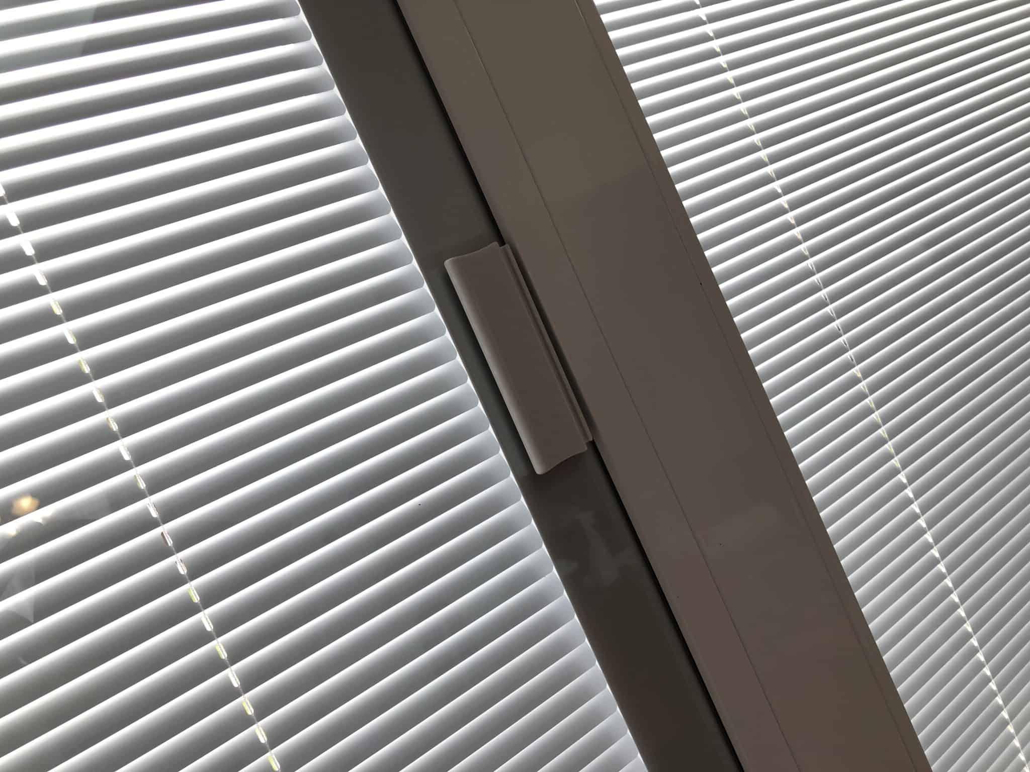 integral-blinds-for-sliding-doors