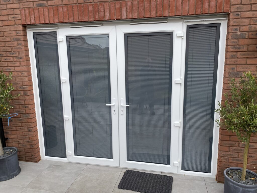 exterior-door-blinds-inside