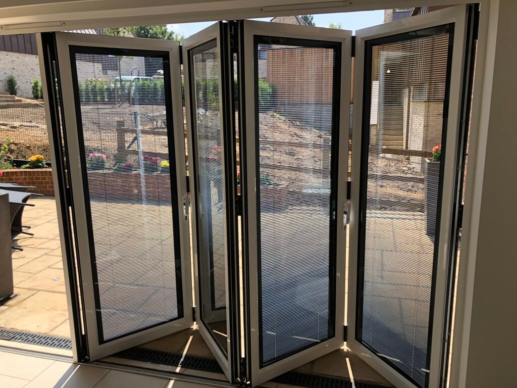 aluminium-bifold-doors-with-internal-blinds-2-1024x768