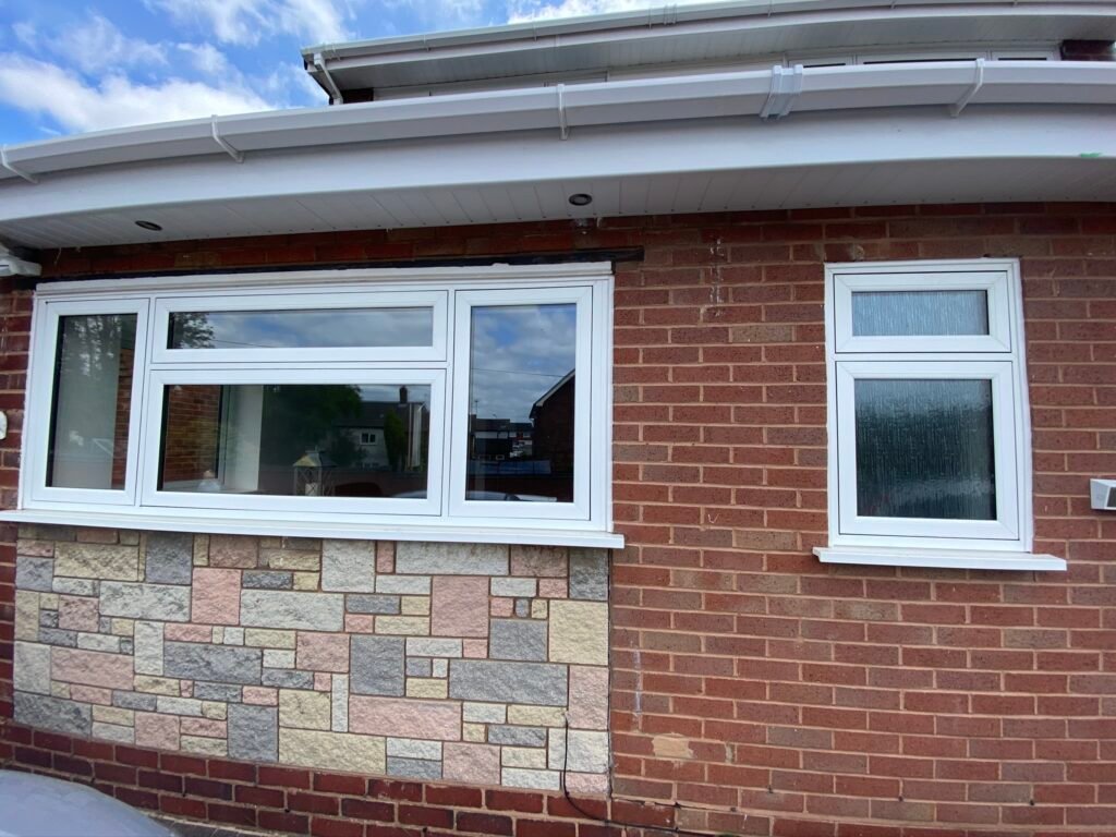 bathroom-windows-with-built-in-blinds-3-1024x768