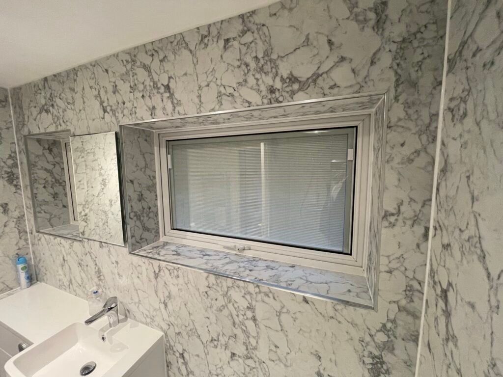 bathroom-windows-with-built-in-blinds-5-1024x768